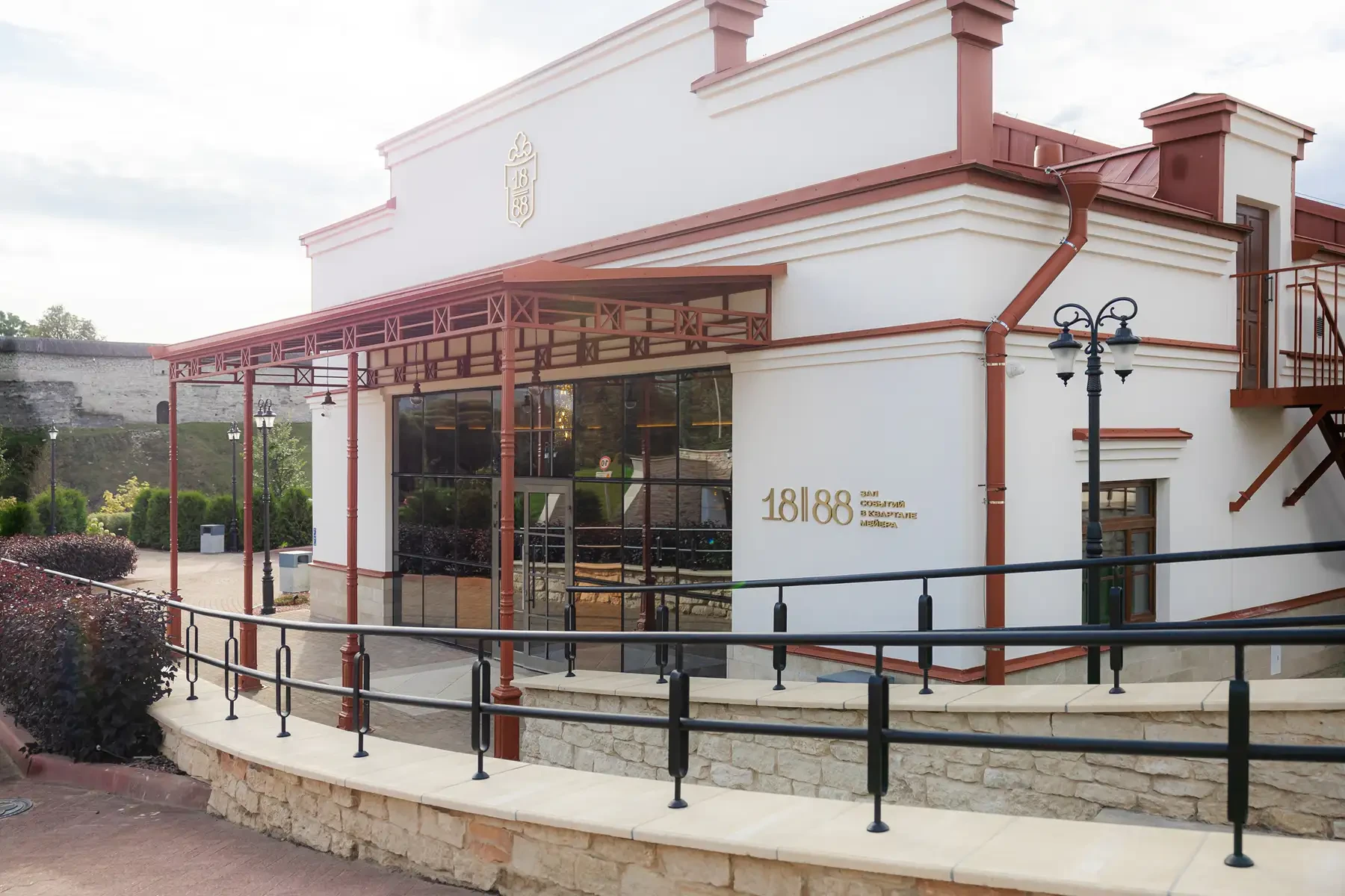 Здание Зала событий 18|88 в Квартале Мейера Здание Зала событий 18|88 в Квартале Мейера